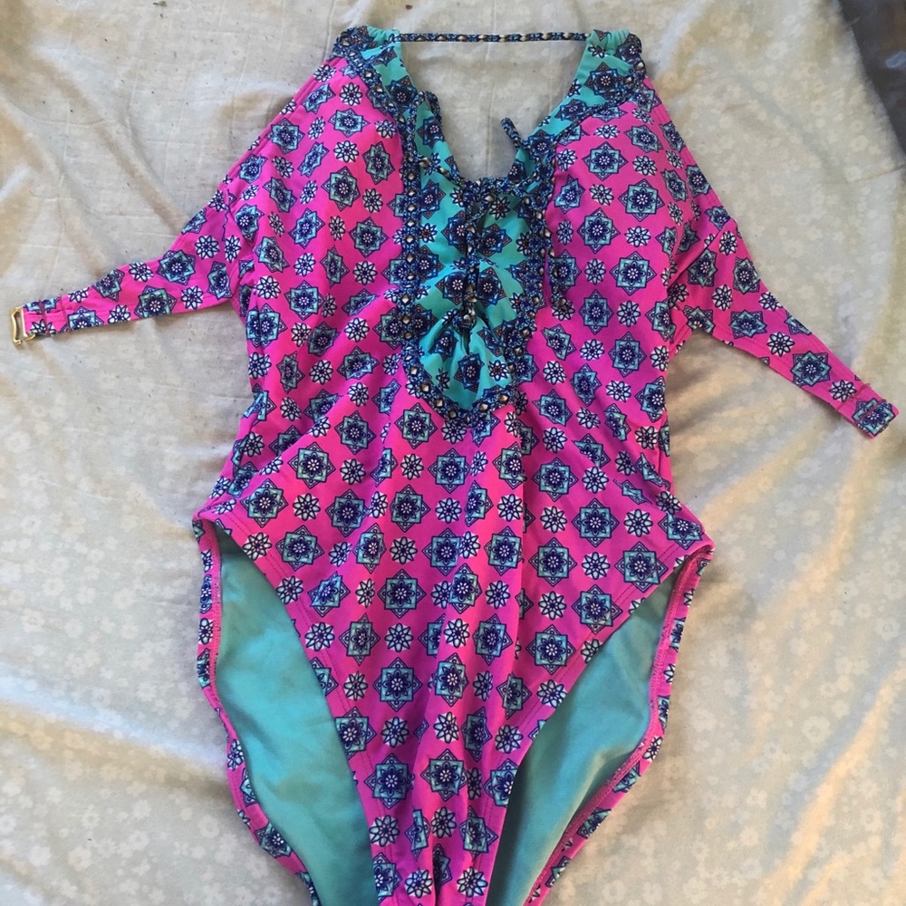 Altard State one-piece swimsuit